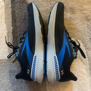 Brooks Launch 8 GTS M11D EU45 Blue Gray